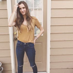 Meet your Posher, Hannah